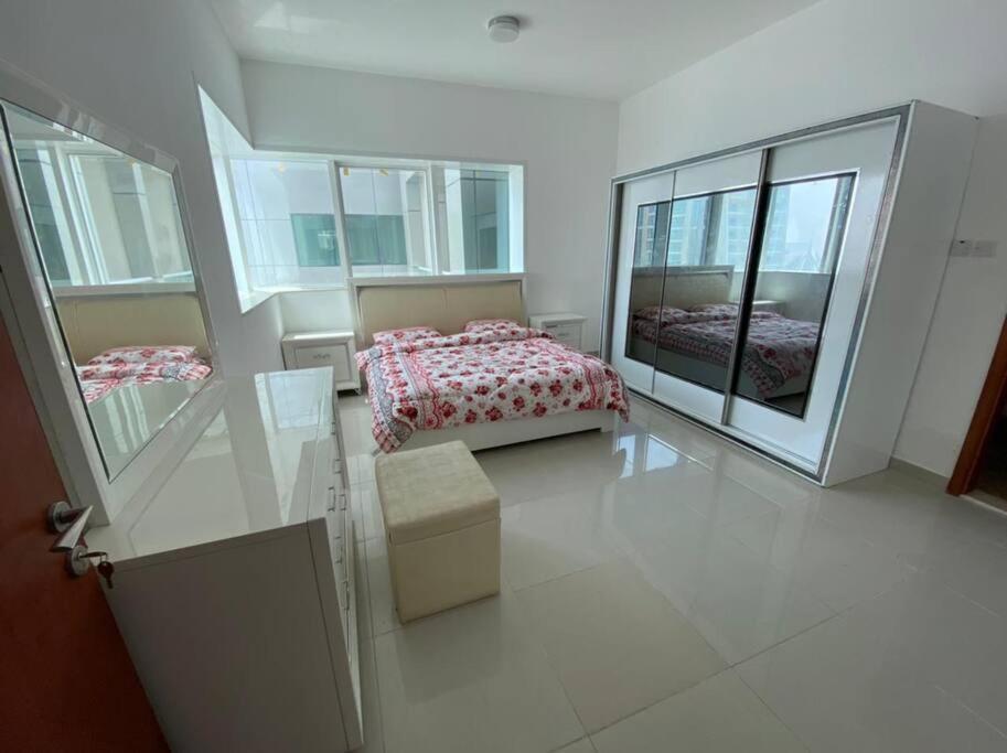 2 Bedroom With 4 King Size Beds Dubaj Kültér fotó